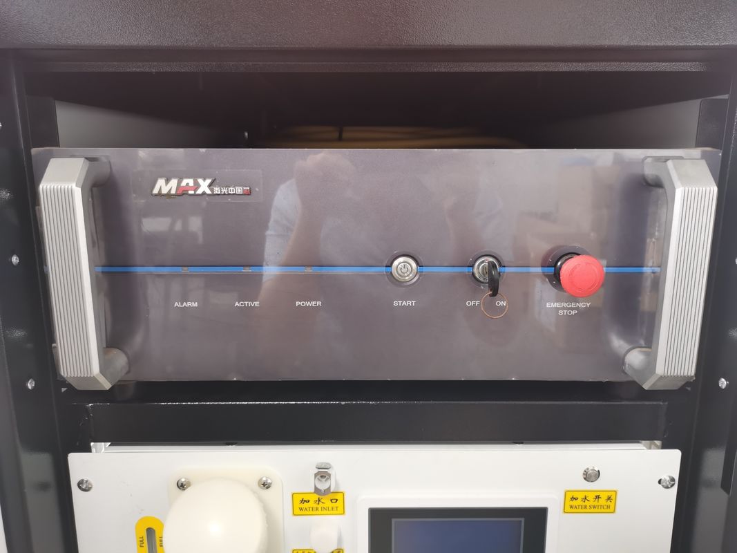 1000W 1080nm হ্যান্ডহেল্ড লেজার ওয়েল্ডার 6 মোড এরগোনমিক ডিজাইন