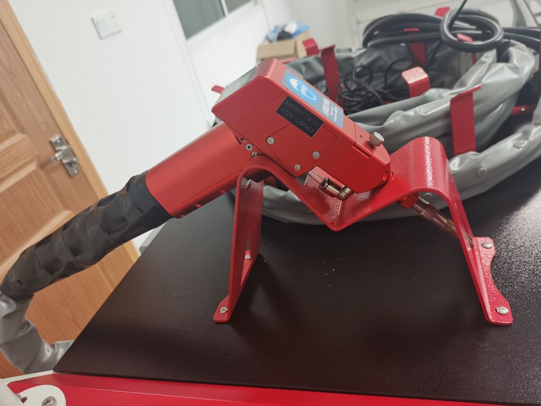 1000W 1080nm হ্যান্ডহেল্ড লেজার ওয়েল্ডার 6 মোড এরগোনমিক ডিজাইন
