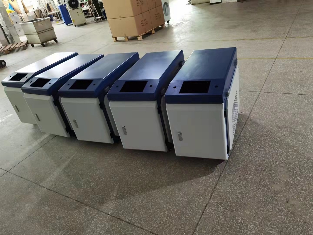 1000W স্বয়ংক্রিয় লেজার ওয়েল্ডিং মেশিন হাফ সাইজ রেকাস 120mm/S